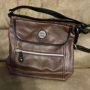 Bueno brown purse